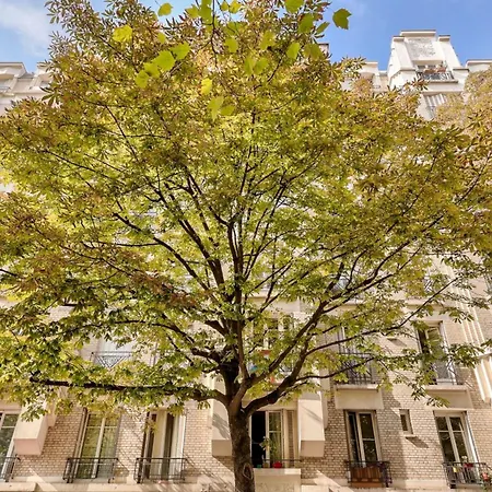 Flexliving - - Crimee * Paris